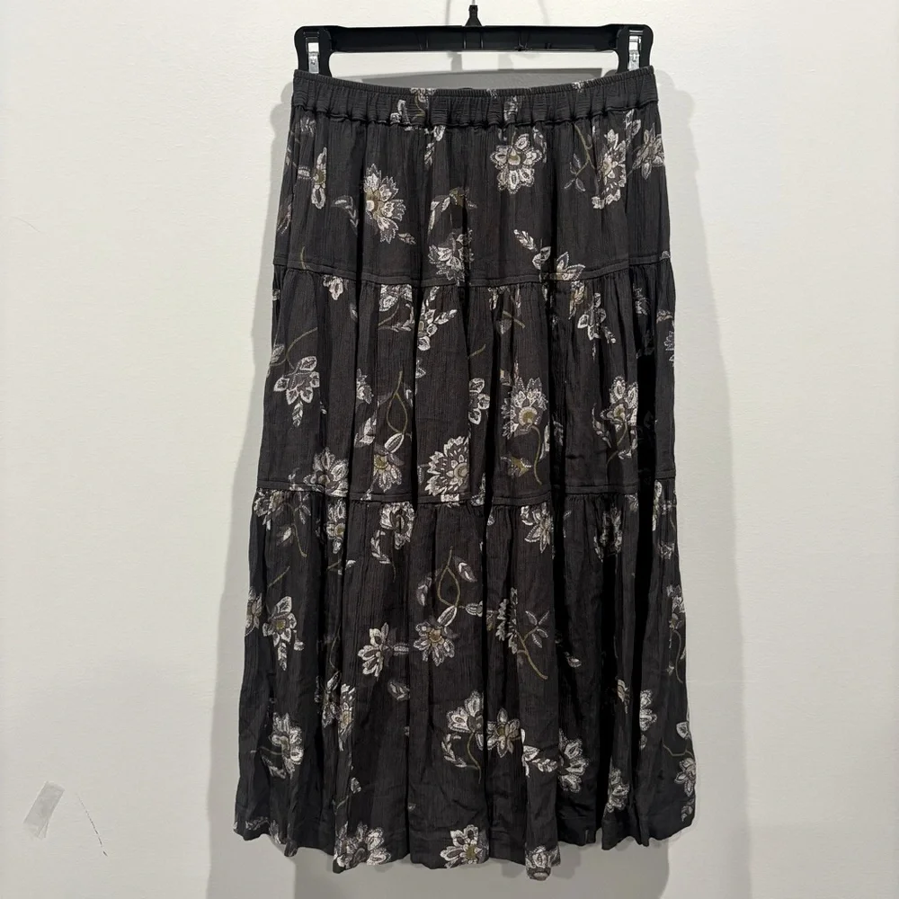 Christy Dawn Margot Floral Crop Top and Tiered Midi Grey Skirt‎ Set Set XS